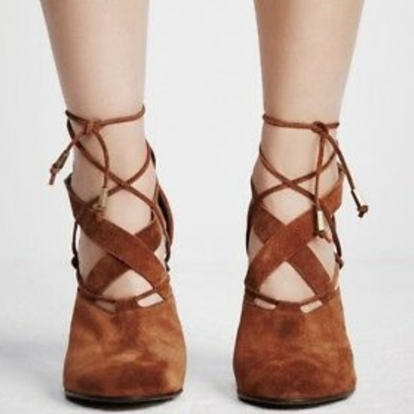 New Free People Sz 7 37 Nouvella Suede Wrap Wooden Lace Up Heels Cognac Brown - Picture 3 of 6